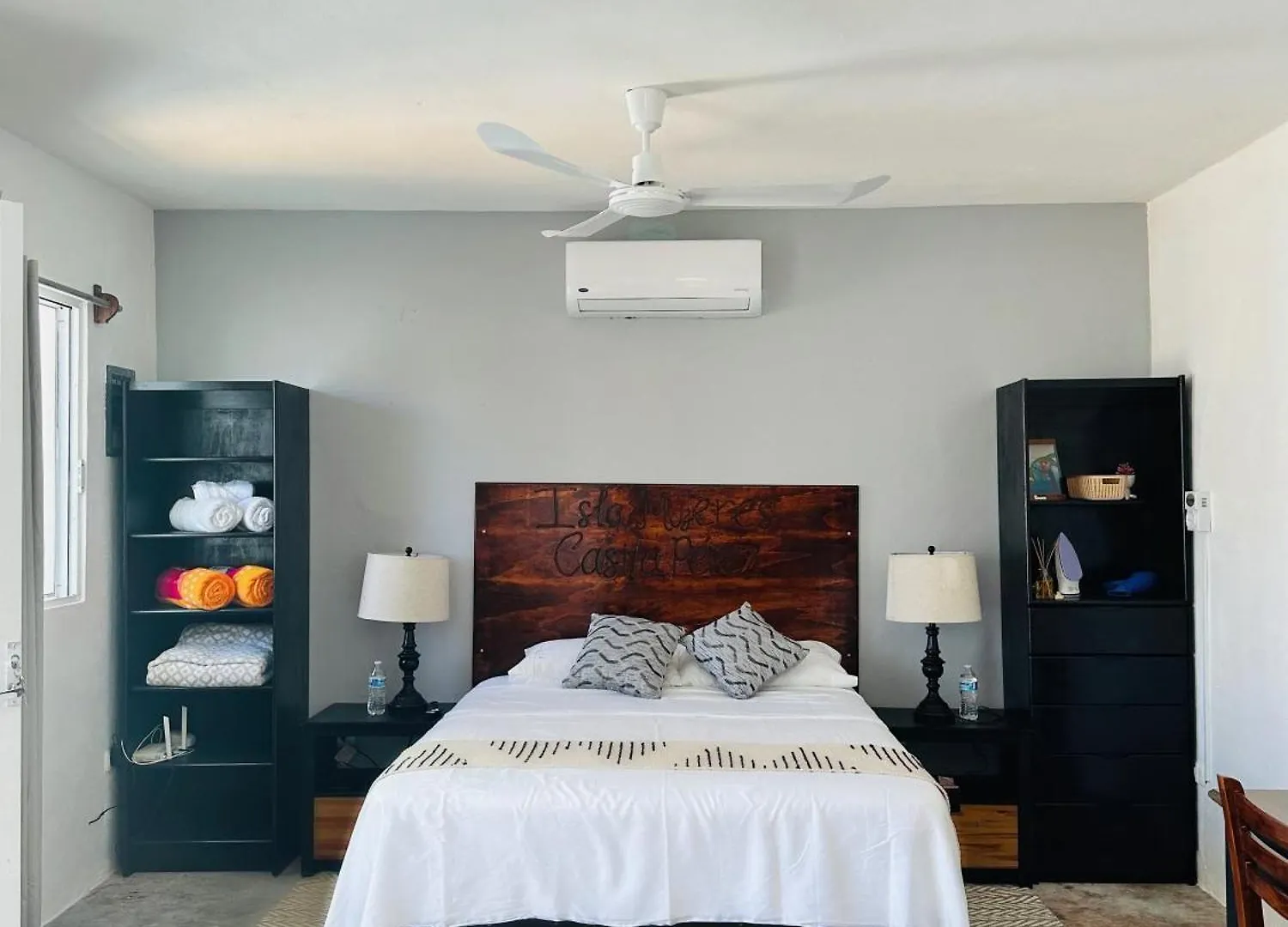 Casita Perez, Cama Queen, Wifi, Aire Acondicionado, Cocina, 2 Sillas De Playa Isla Mujeres